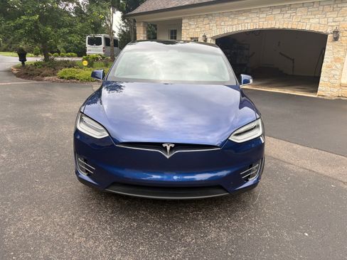 Used 2020 Tesla Model X Long Range AWD/4WD image 5
