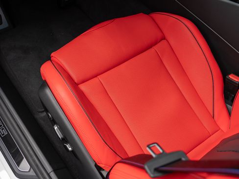 Used 2026 BMW M5 Touring AWD/4WD image 18