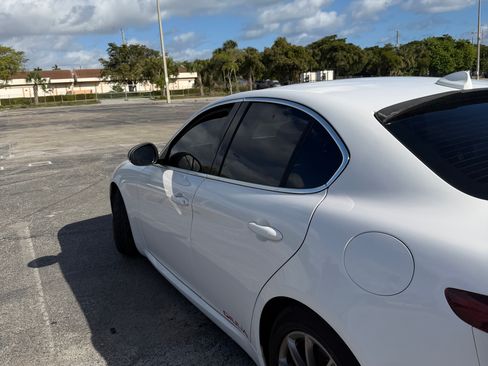 Used 2018 Alfa Romeo Giulia image 13