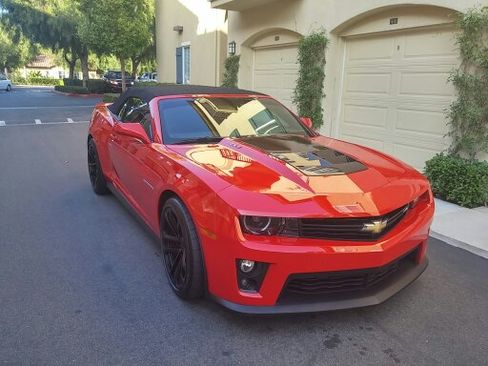 Used 2014 Chevrolet Camaro ZL1 image 2