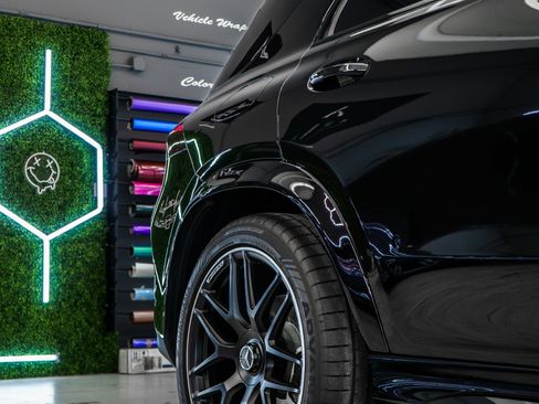 Used 2025 Mercedes-Benz GLE 53 AMG GLE 53 4MATIC Sport Utility 4D image 6