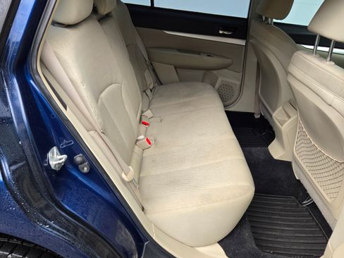 Used 2011 Subaru Outback 2.5i image 15