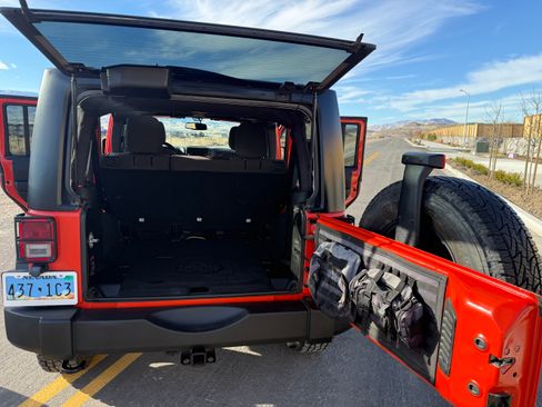 Used 2015 Jeep Wrangler Unlimited Sport w/ Quick Order Package 24S image 6