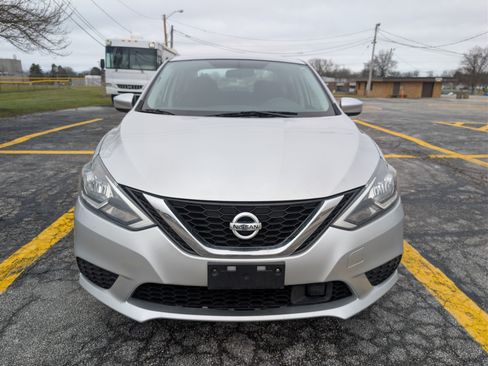 Used 2019 Nissan Sentra S image 6