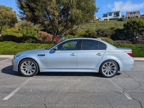 Used 2008 BMW M5 image 5