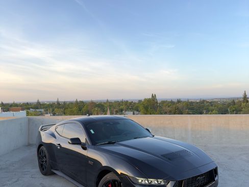 Used 2024 Ford Mustang GT w/ GT Performance Package RWD image 2