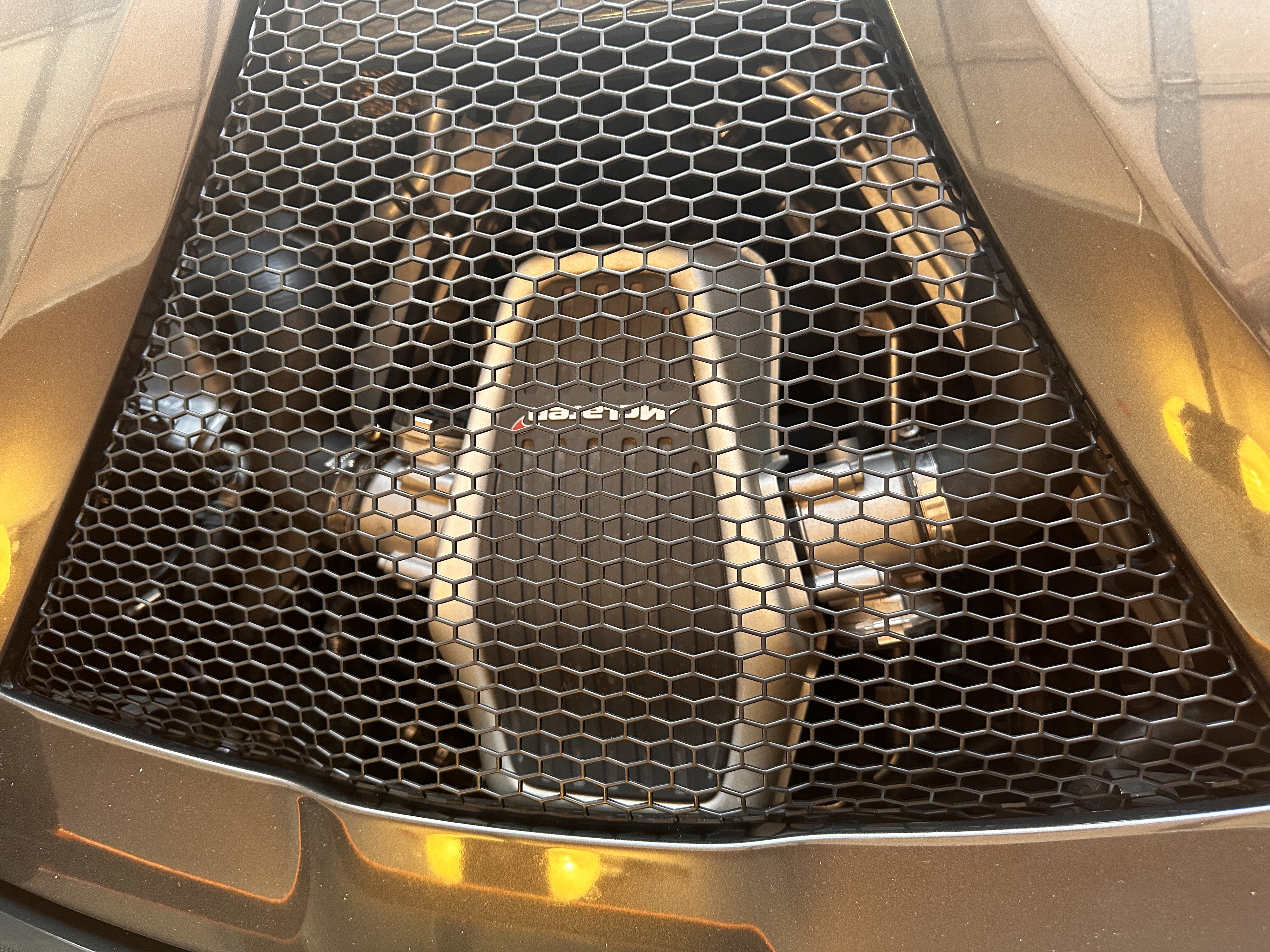 Used 2017 McLaren 570S Coupe RWD image 17