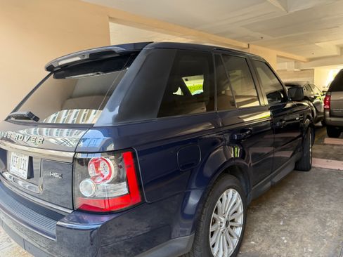 Used 2012 Land Rover Range Rover Sport HSE AWD/4WD image 6