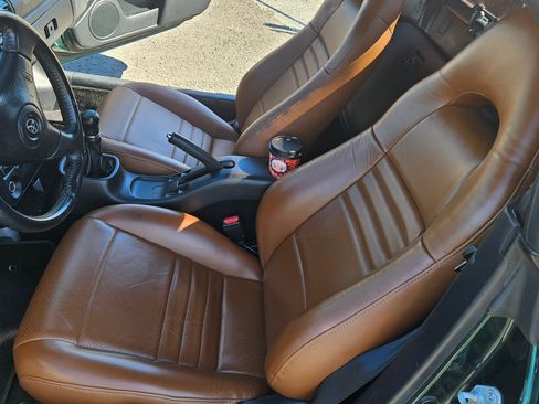 Used 2003 Toyota MR2 image 18