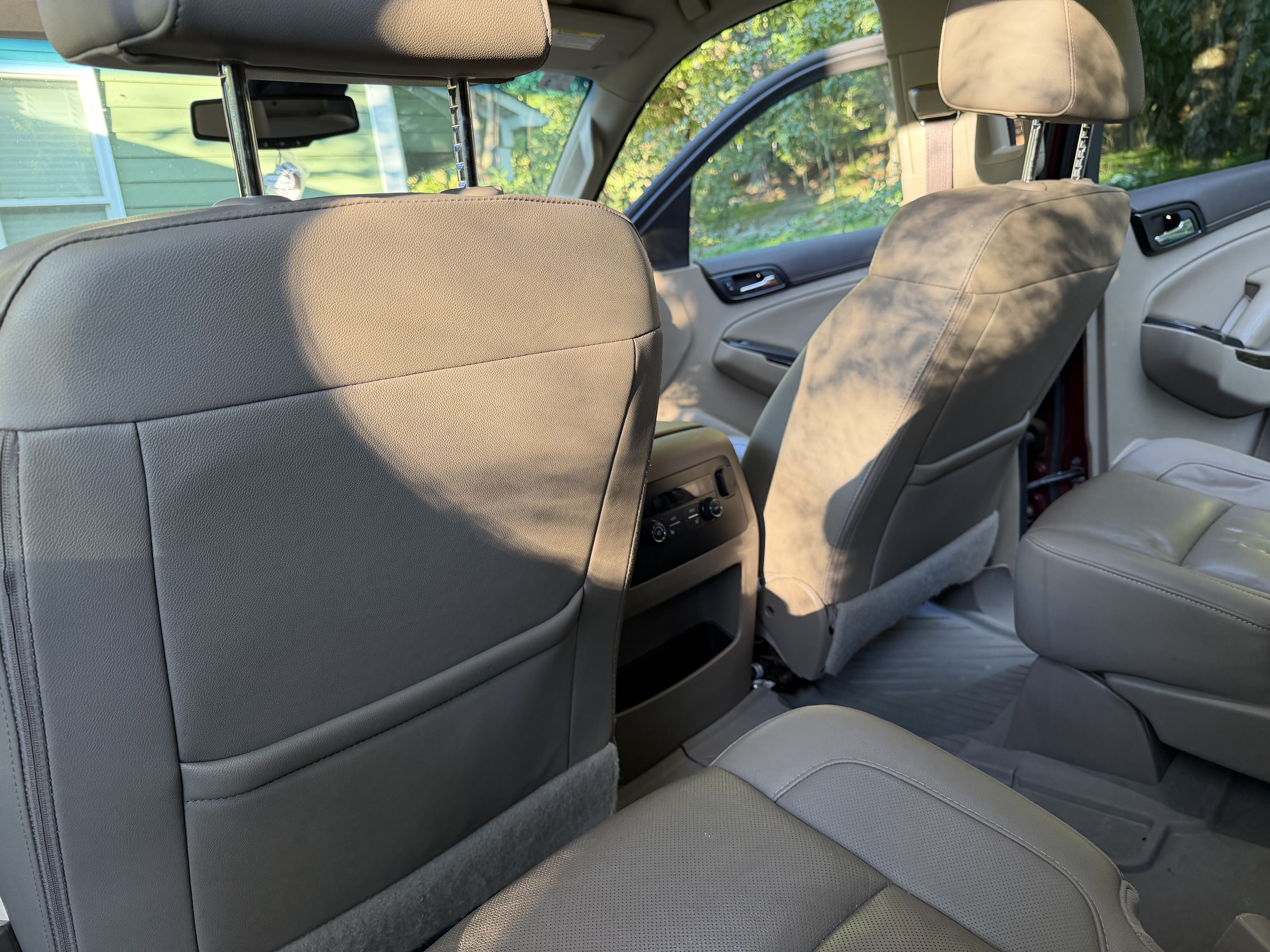 Used 2019 GMC Yukon SLT w/ HD Trailering Package RWD image 12