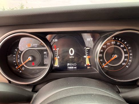Used 2019 Jeep Wrangler Unlimited Sport S AWD/4WD image 10