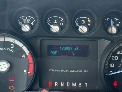 Used 2015 Ford F250 XLT AWD/4WD image 11