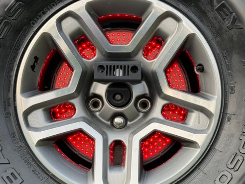 Used 2021 Jeep Wrangler Unlimited Rubicon image 13