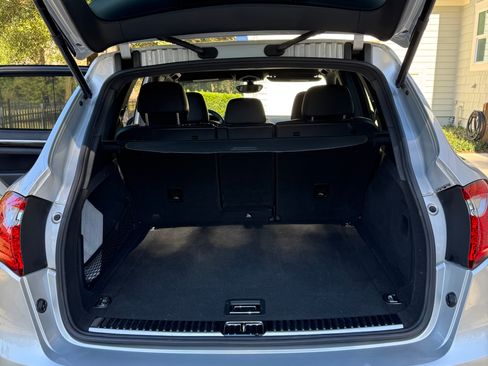 Used 2013 Porsche Cayenne image 9