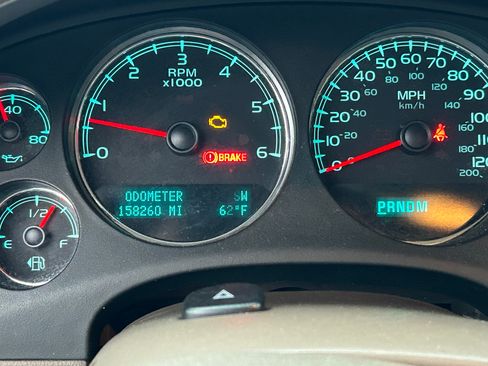 Used 2012 GMC Sierra 1500 SLT w/ Suspension Package, Off-Road image 11