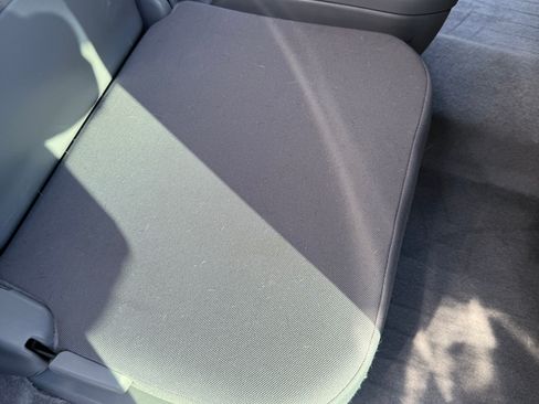 Used 2011 Toyota Tacoma 4x4 Access Cab V6 image 19