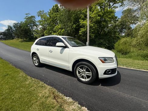 Used 2016 Audi Q5 2.0T Premium Plus AWD/4WD image 9