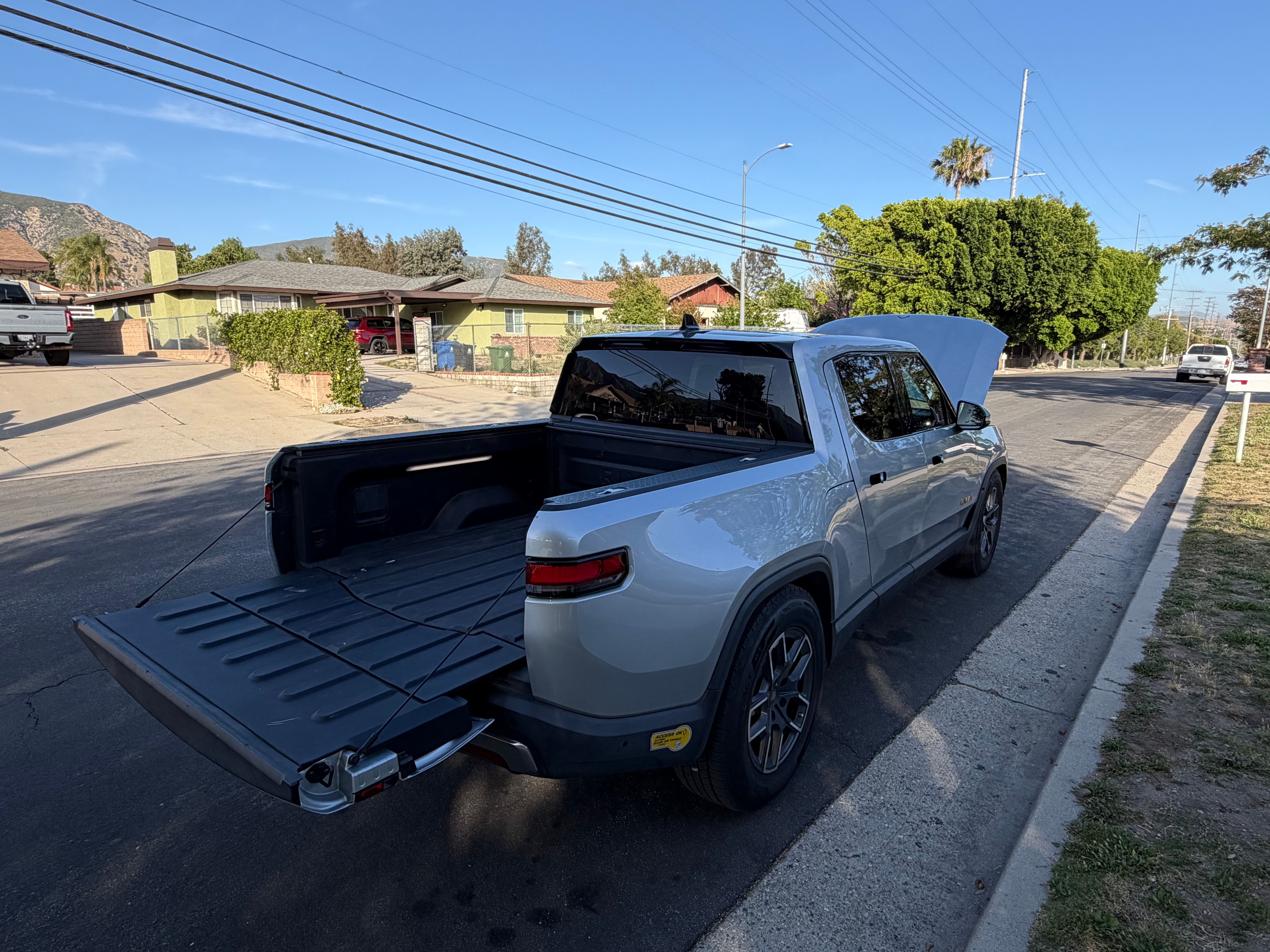 Used 2022 Rivian R1T Launch Edition AWD/4WD image 4