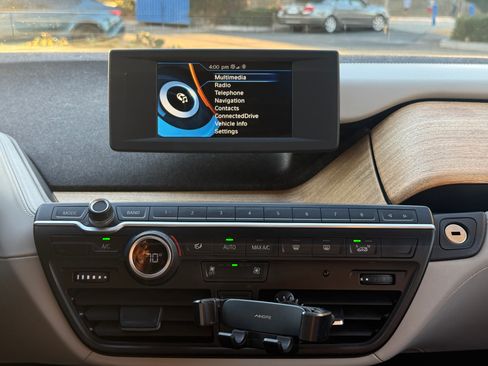 Used 2014 BMW i3 w/ Range Extender image 12