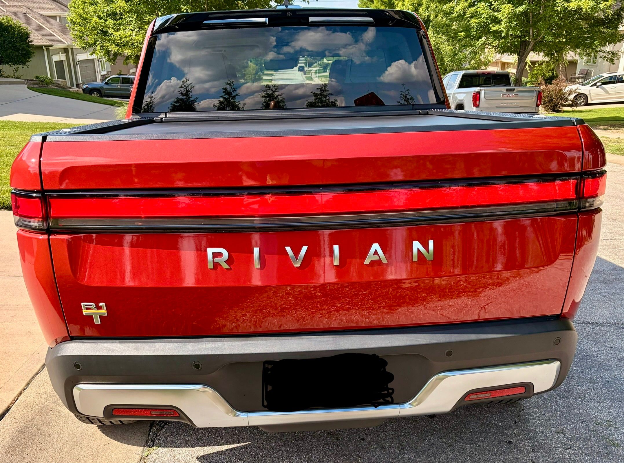 Used 2022 Rivian R1T Launch Edition AWD/4WD image 2