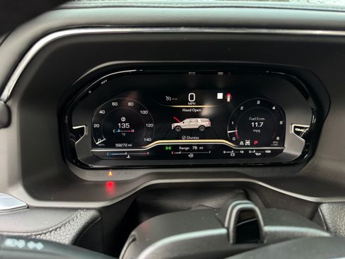 Used 2023 GMC Yukon XL Denali w/ Denali Reserve Package image 11