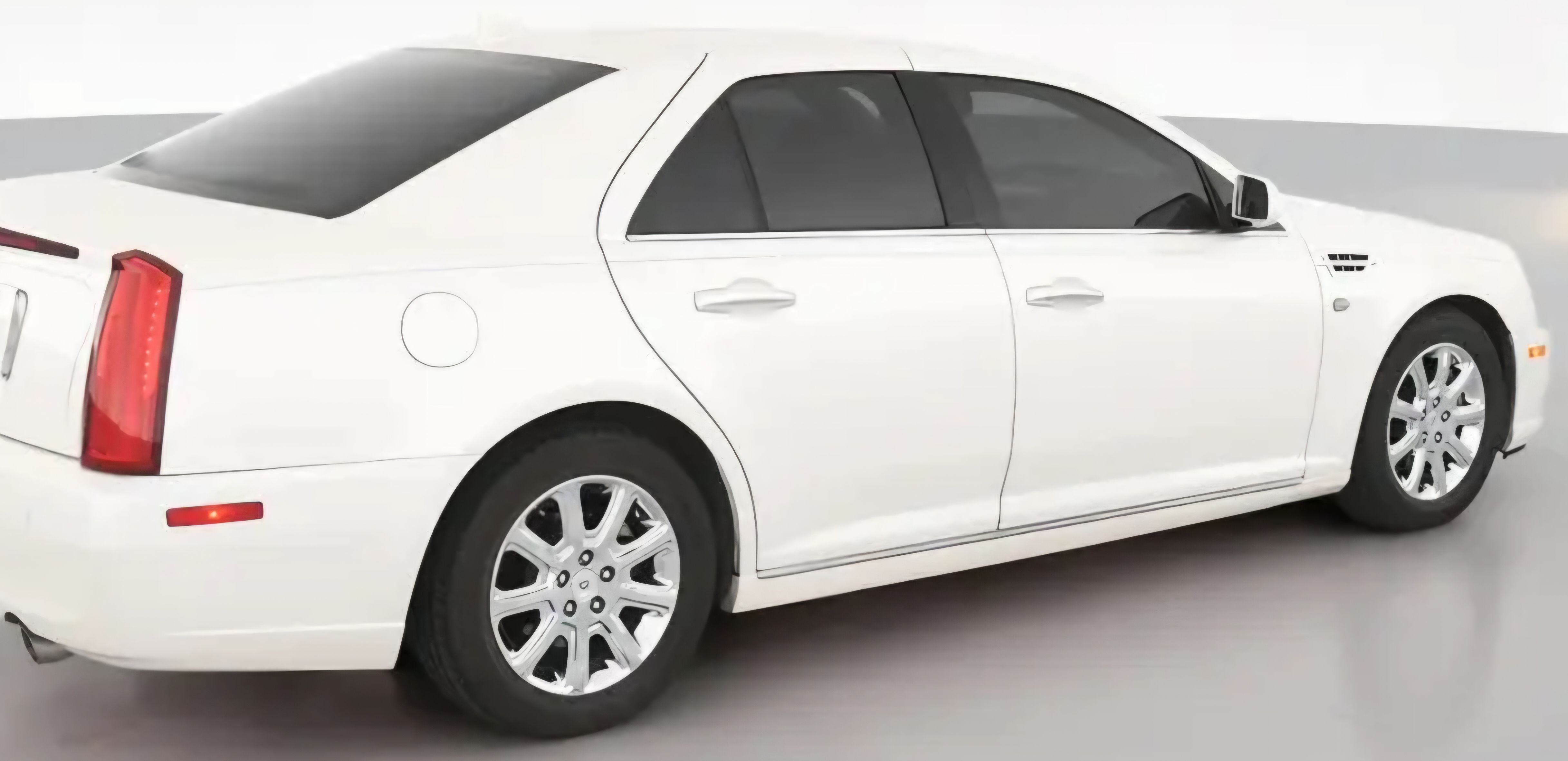 Used 2011 Cadillac STS RWD image 2