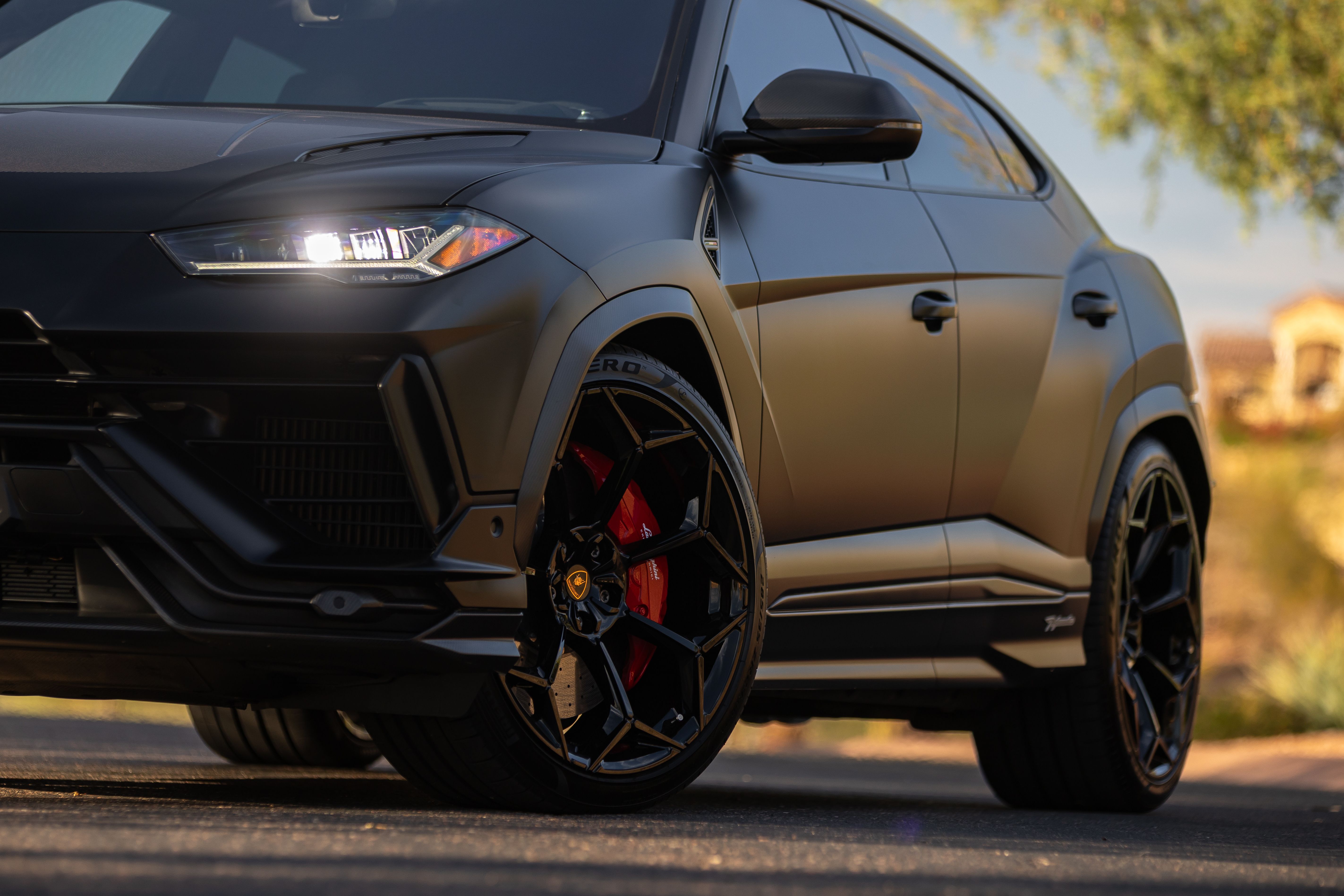 Used 2024 Lamborghini Urus Performante AWD/4WD image 13