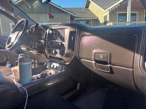 Used 2019 GMC Sierra 3500 Denali w/ Duramax Plus Package image 13