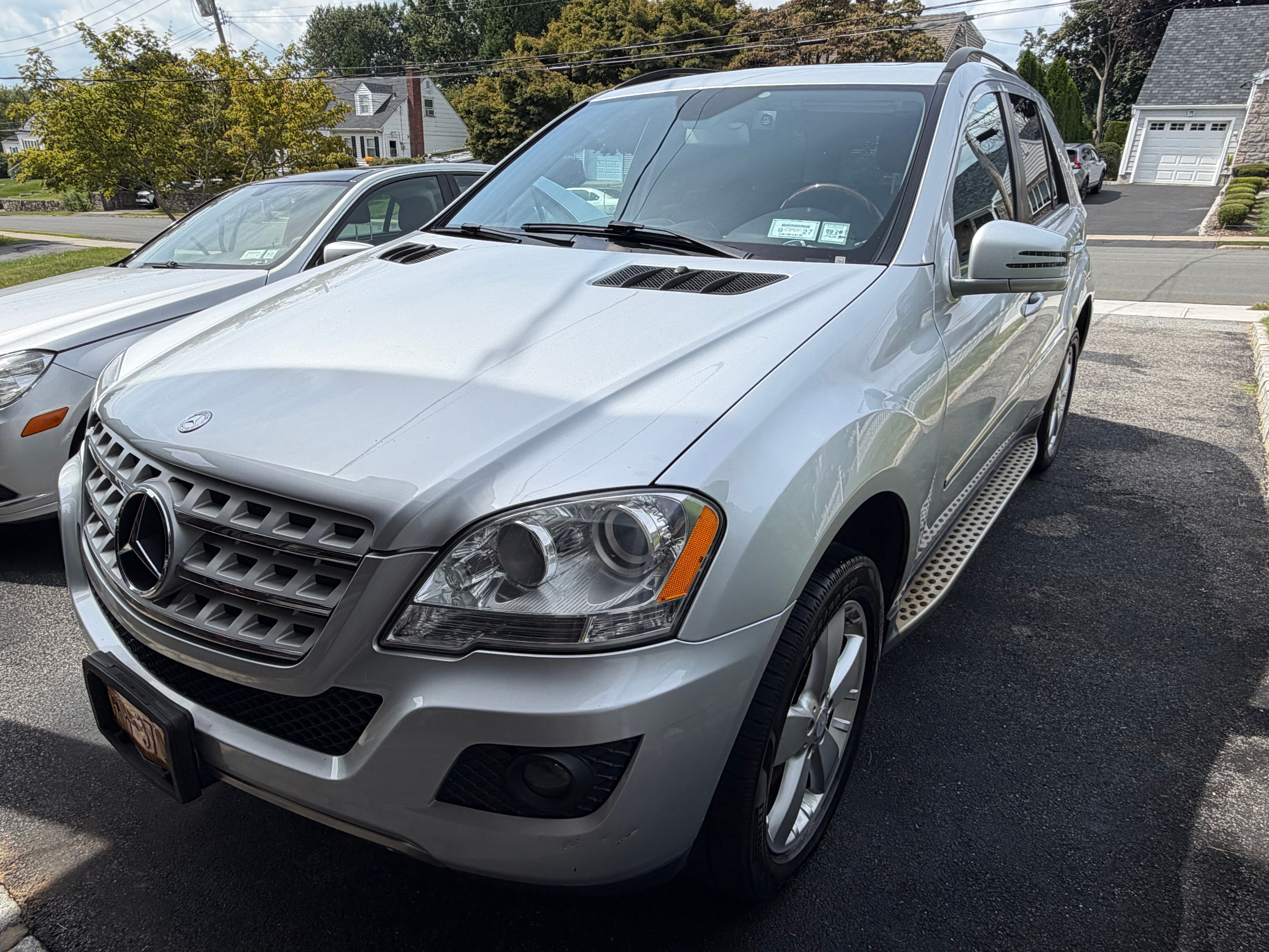 Used 2011 Mercedes-Benz ML 350 4MATIC image 10