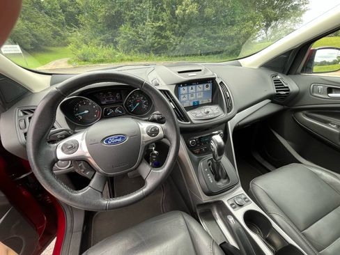 Used 2016 Ford Escape SE w/ SE Leather Comfort Package AWD/4WD image 5