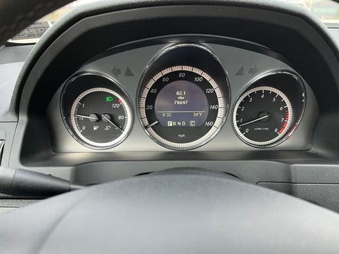 Used 2010 Mercedes-Benz C 300 Sedan image 9