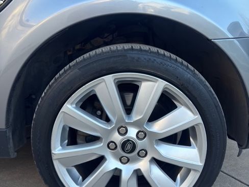 Used 2013 Land Rover Range Rover Sport HSE LUX w/ Luxury Interior Pkg image 20