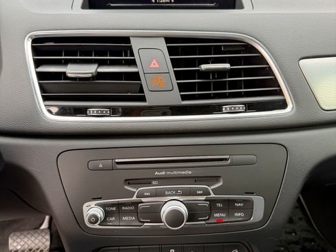 Used 2018 Audi Q3 2.0T Premium w/ Convenience Package image 8