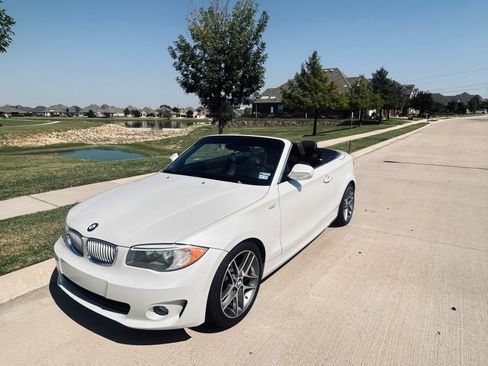 Used 2013 BMW 128i Convertible w/ Premium Pkg image 2