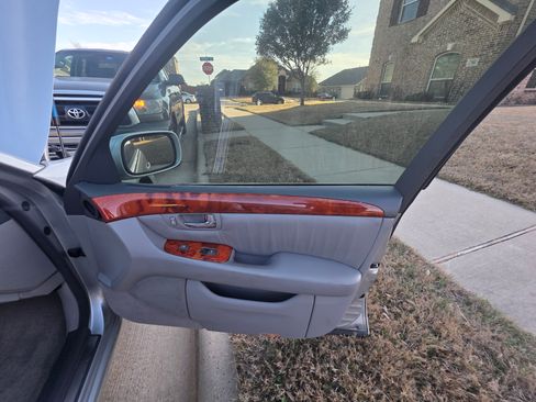 Used 2006 Lexus LS 430 image 23