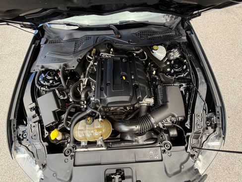 Used 2019 Ford Mustang Premium image 8