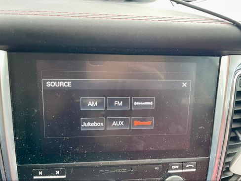 Used 2017 Porsche Macan image 14