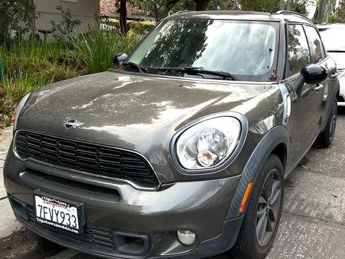 Used 2014 MINI Cooper Countryman S image 11