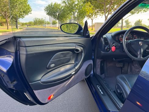 Used 2001 Porsche 911 GT3 RS image 13