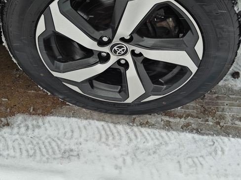 Used 2022 Toyota RAV4 SE w/ Weather & Moonroof Package image 14