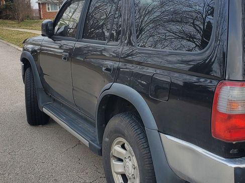 Used 1997 Toyota 4Runner SR5 image 2
