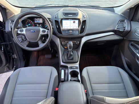 Used 2016 Ford Escape SE w/ Equipment Group 201A image 10