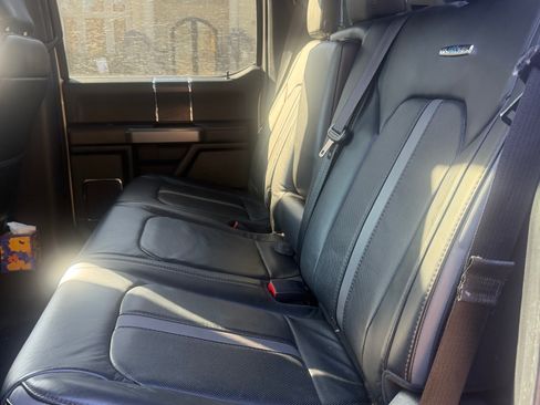 Used 2019 Ford F250 Platinum w/ Platinum Ultimate Package image 16