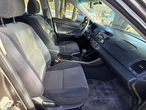 Used 2003 Toyota Camry SE image 20