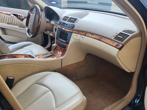 Used 2008 Mercedes-Benz E 320 BlueTEC Sedan image 13