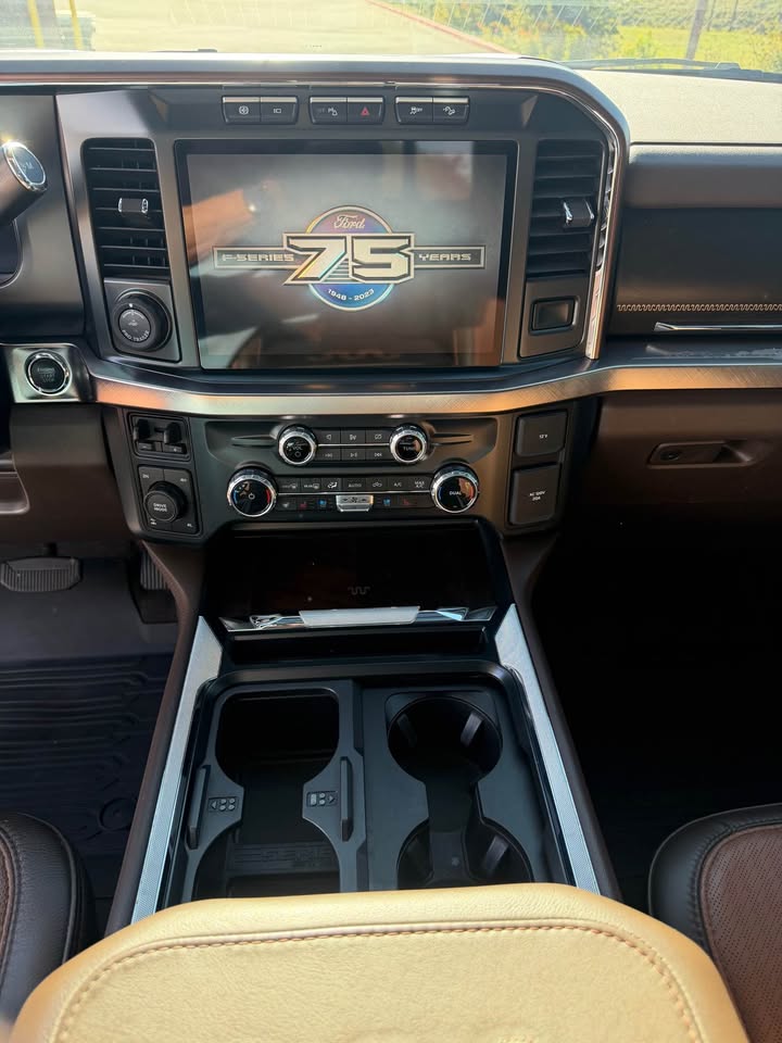 Used 2023 Ford F350 King Ranch AWD/4WD image 8