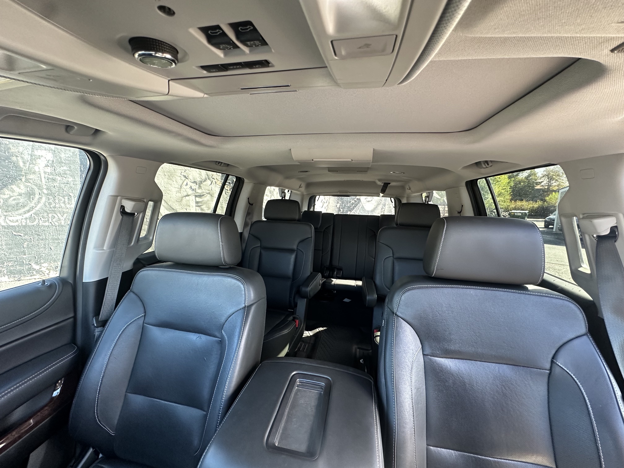 Used 2019 GMC Yukon XL SLT w/ Premium Edition AWD/4WD image 14