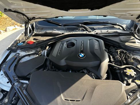 Used 2018 BMW 430i Convertible RWD image 19