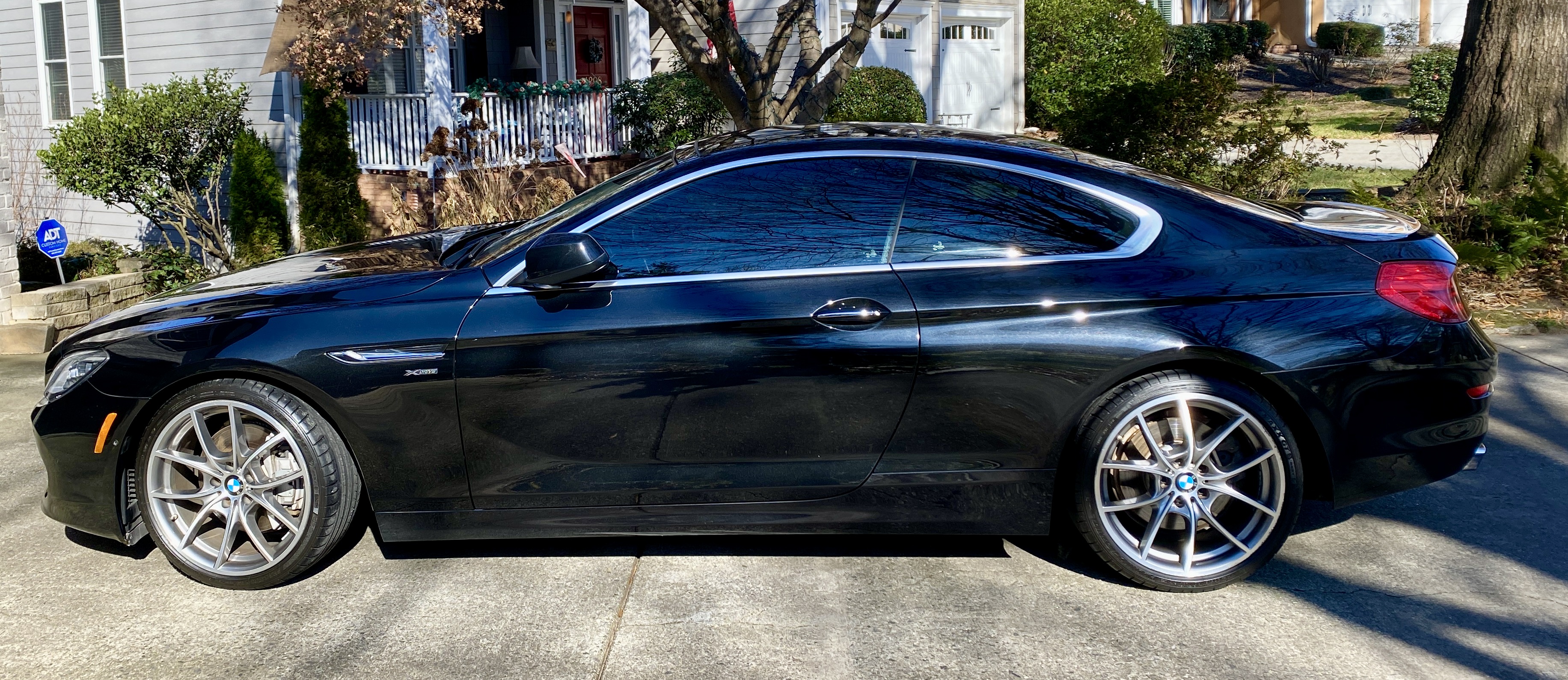Used 2012 BMW 650i xDrive Coupe AWD/4WD image 2