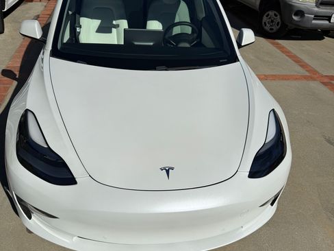 Used 2021 Tesla Model 3 Performance image 5